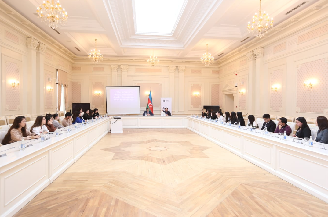 Ali Məhkəmə və MEDİA-nın birgə təşkilatçılığı ilə tələbələr üçün seminar keçirildi - FOTOLAR